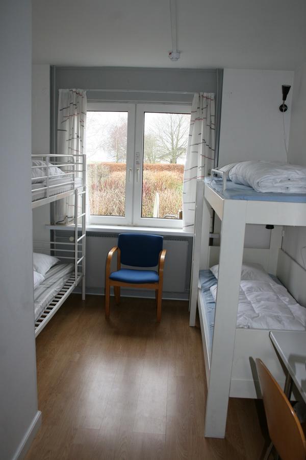 בורה Mon Hostel & Vandrehjem מראה חיצוני תמונה