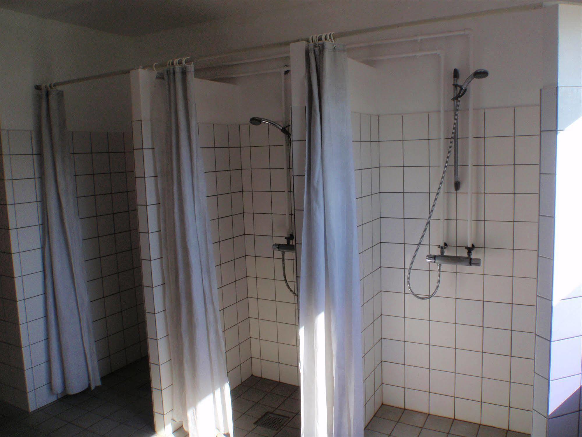 בורה Mon Hostel & Vandrehjem מראה חיצוני תמונה
